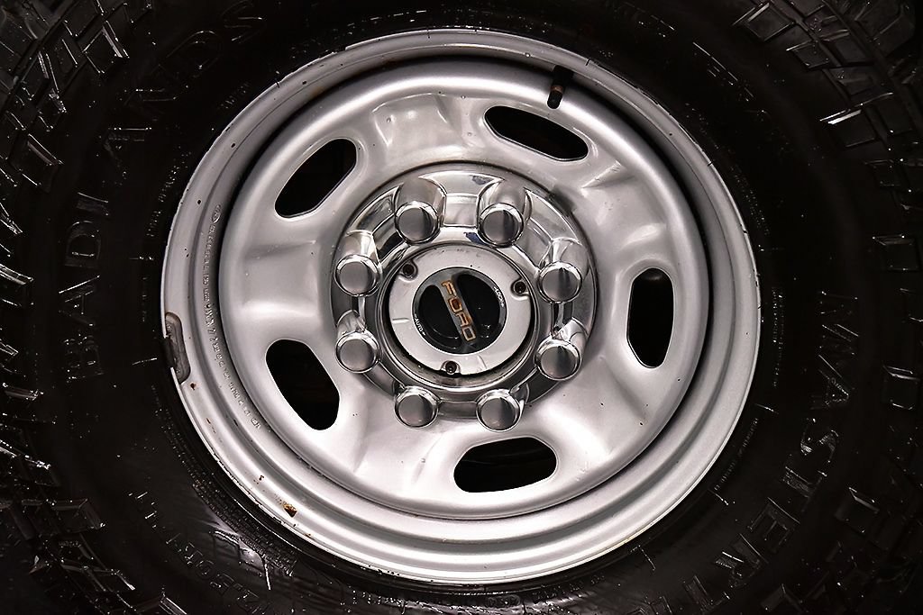 Used 2023 Ford F250 XL w/ XL Driver Assist Package AWD/4WD image 9