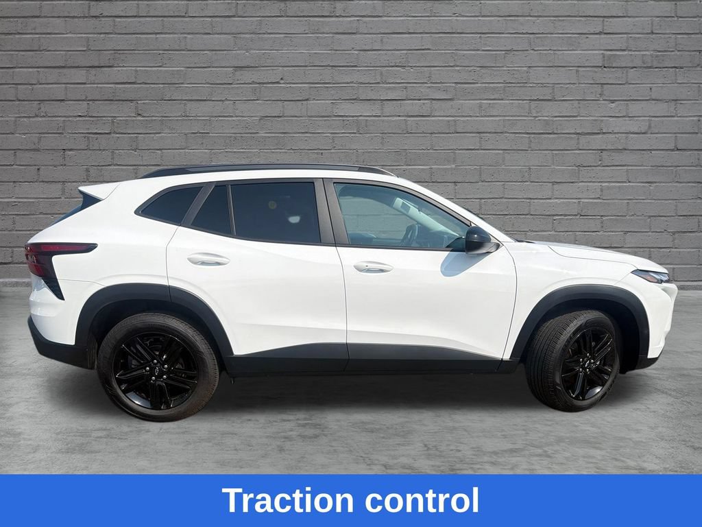 Used 2024 Chevrolet Trax ACTIV w/ Driver Confidence Package FWD image 9