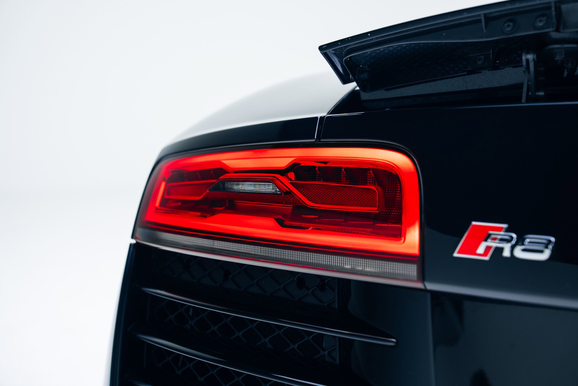 Used 2014 Audi R8 V8 image 11