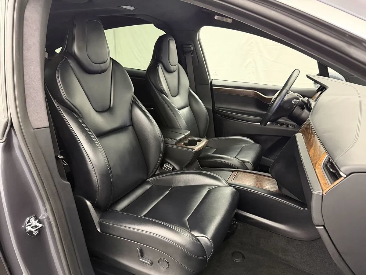 Used 2019 Tesla Model X AWD/4WD image 29