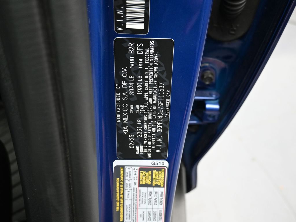 Used 2025 Kia K4 EX image 19