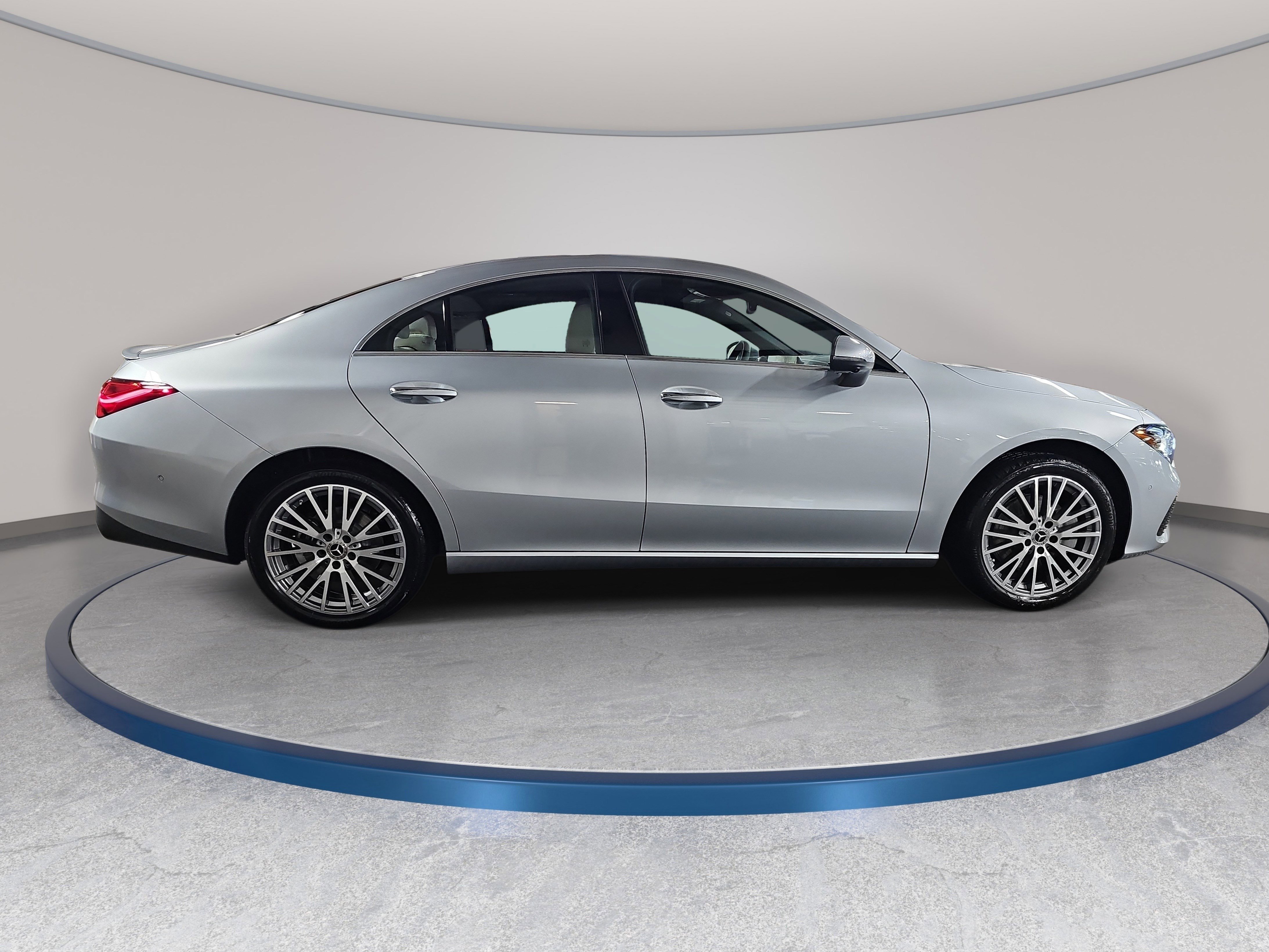 Used 2026 Mercedes-Benz CLA 250 image 5