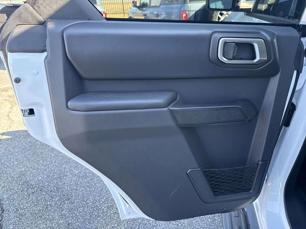 New 2025 Ford Bronco Outer Banks w/ Sasquatch Package AWD/4WD image 24