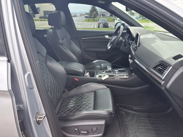 Used 2018 Audi SQ5 Premium Plus w/ Navigation Package AWD/4WD image 23