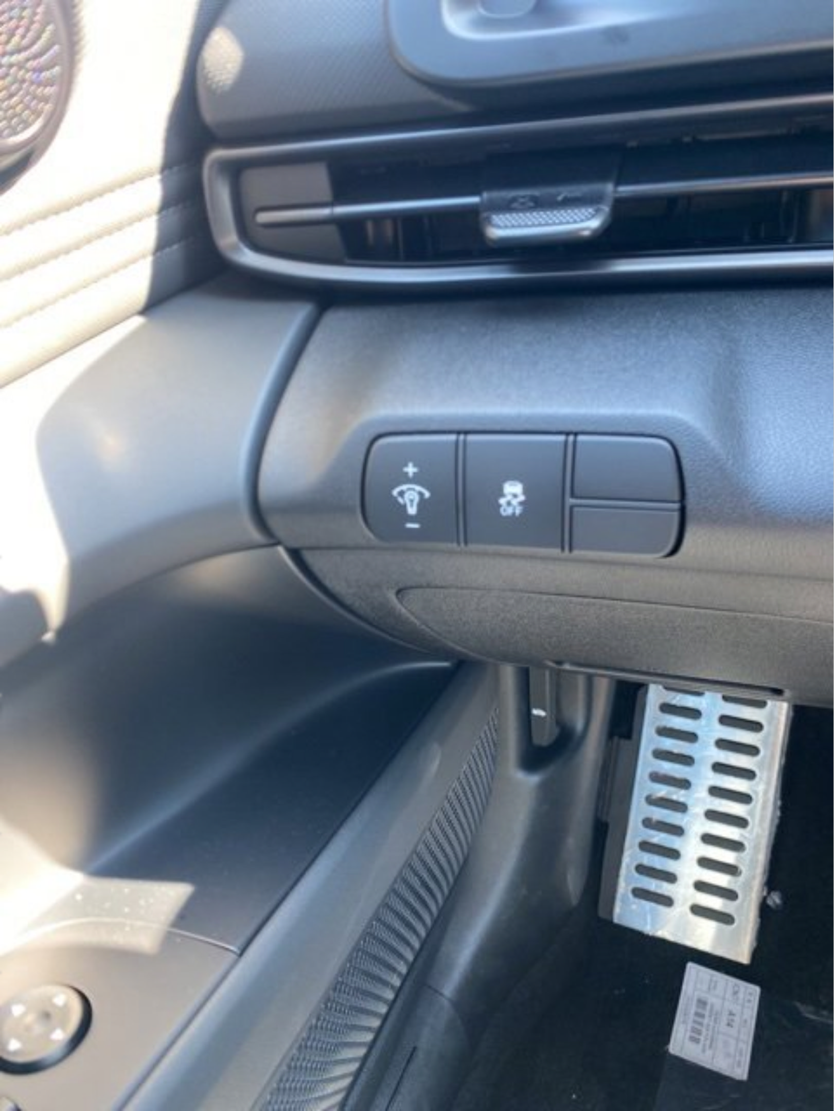 Used 2026 Hyundai Elantra Sport FWD image 17