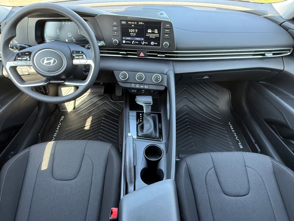 New 2026 Hyundai Elantra SE FWD image 14
