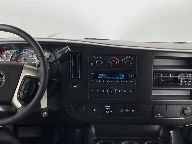 Certified 2022 GMC Savana 2500 w/ Driver Convenience Package image 19