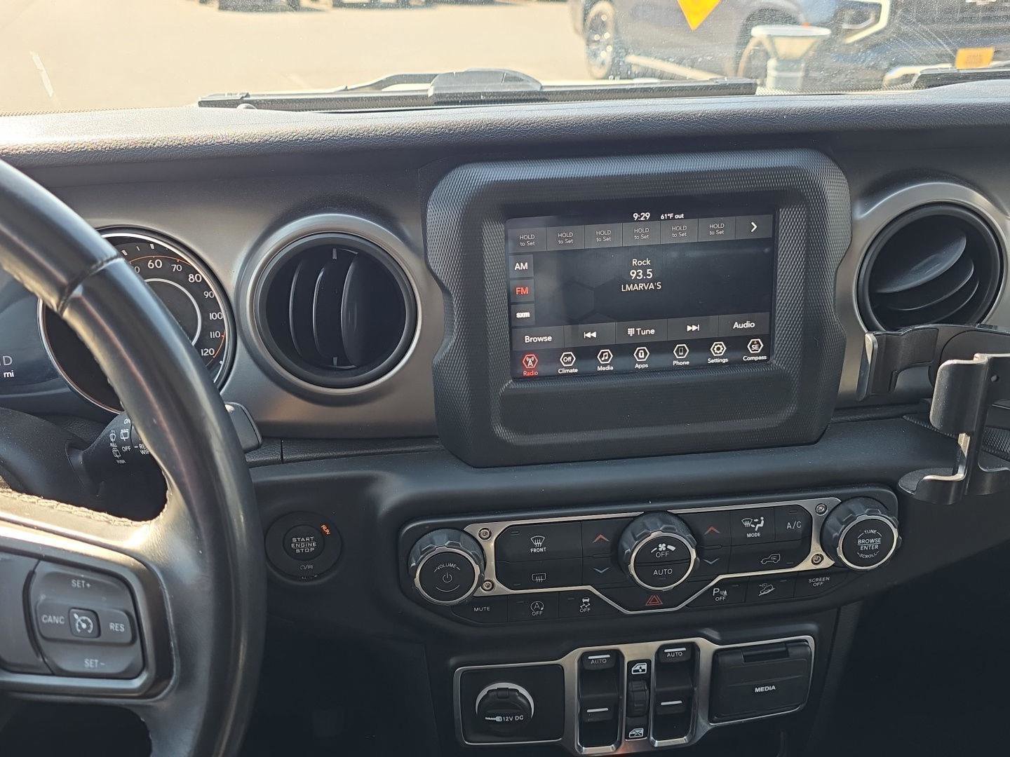 Used 2019 Jeep Wrangler Unlimited Sport S AWD/4WD image 16