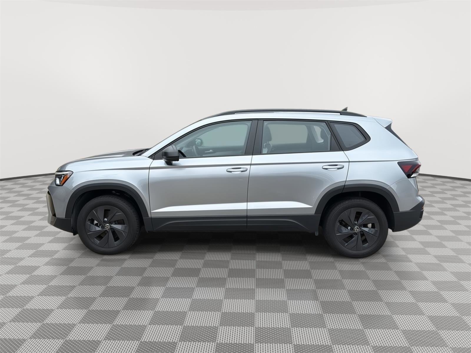 Certified 2025 Volkswagen Taos S w/ Taos MDO Package image 2