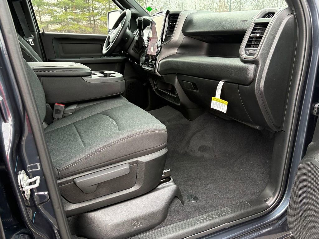 New 2026 RAM 2500 Warlock AWD/4WD image 10
