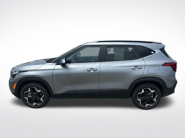 Certified 2024 Kia Seltos EX AWD/4WD image 2