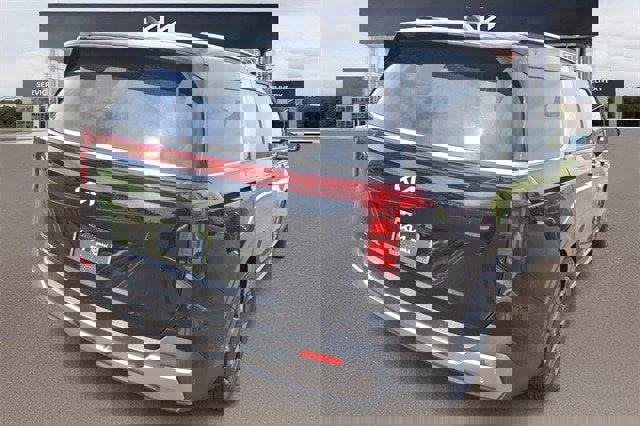 New 2026 Kia Carnival SX image 4