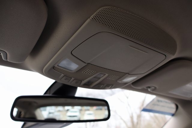 Used 2020 Ford Fusion SE image 27