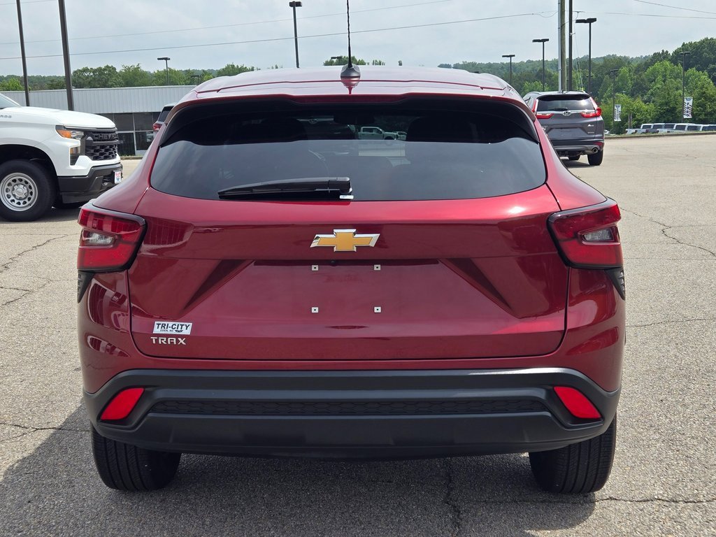 Used 2024 Chevrolet Trax LS image 11