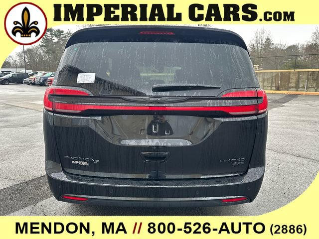 New 2026 Chrysler Pacifica Limited w/ S Appearance Package image 11