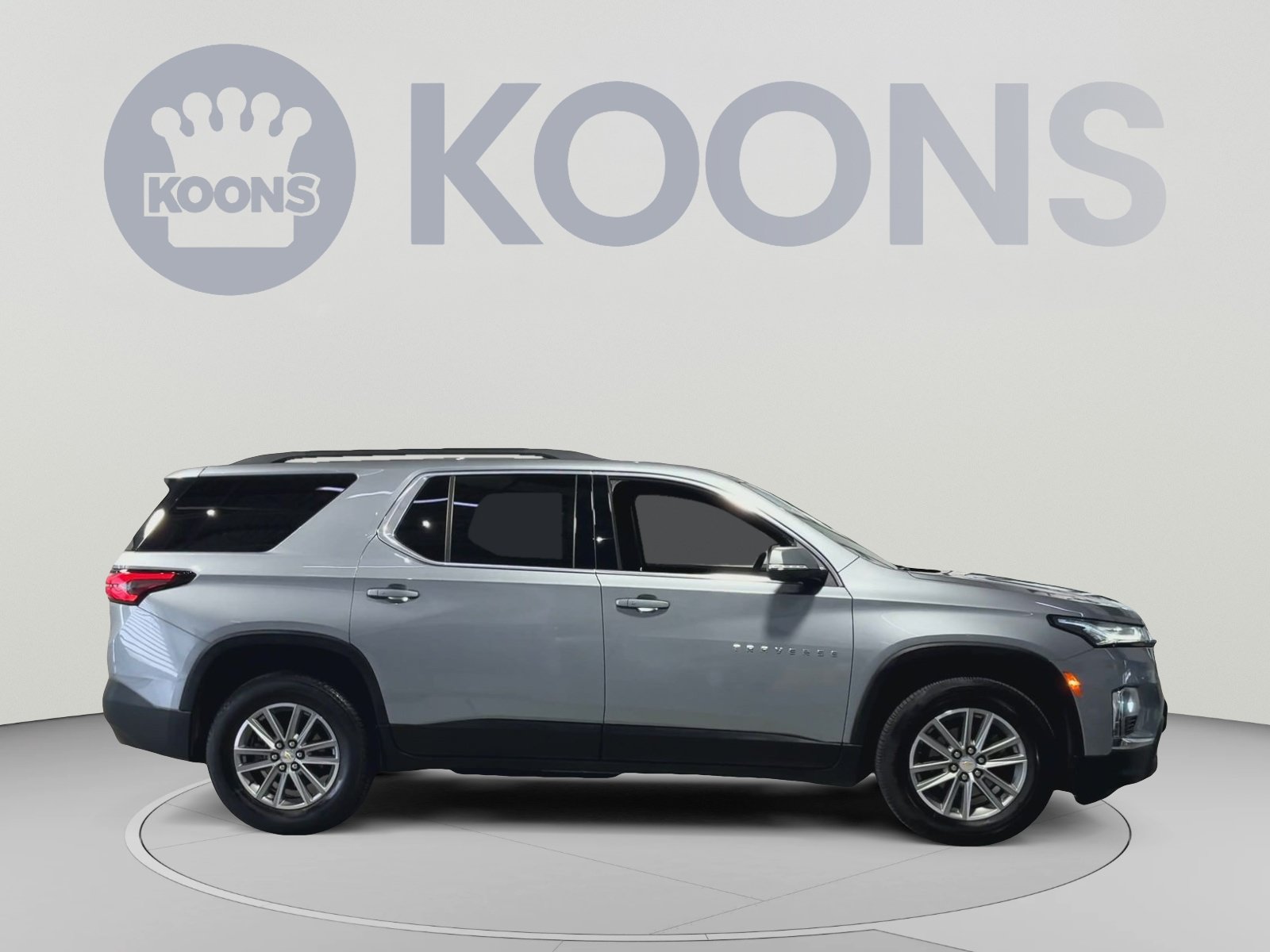 Used 2023 Chevrolet Traverse LT FWD image 12