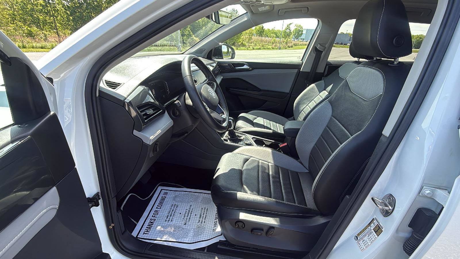 Used 2023 Volkswagen Taos SEL AWD/4WD image 24