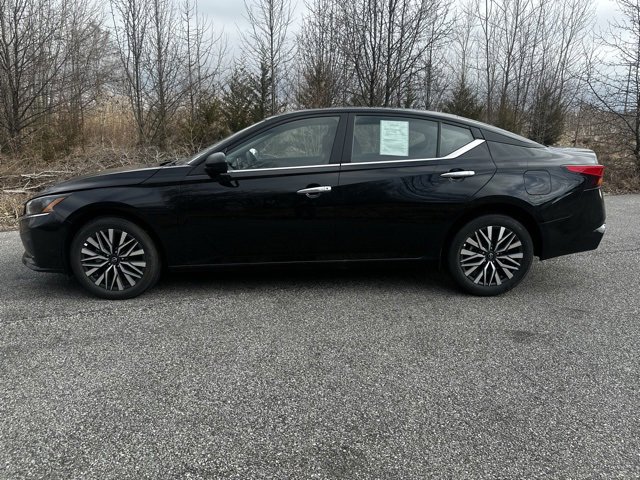 Used 2025 Nissan Altima 2.5 SV image 8