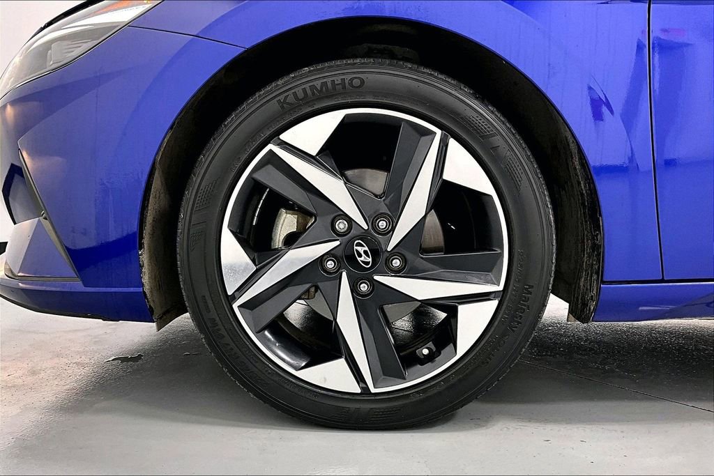 Used 2023 Hyundai Elantra SEL w/ Convenience Package image 11