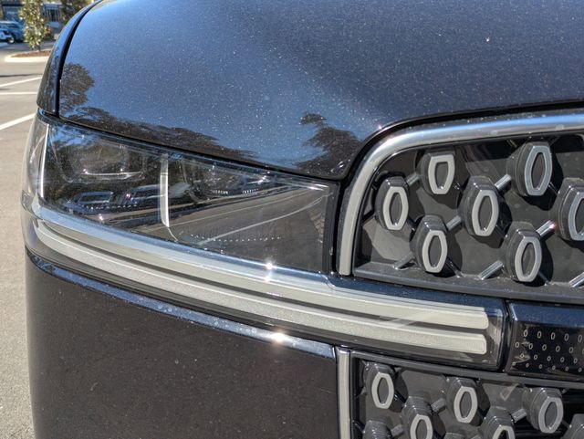 New 2026 Lincoln Navigator Premiere image 10