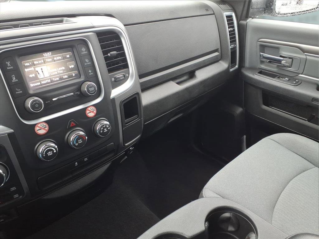 Used 2024 RAM 1500 Classic SLT image 21