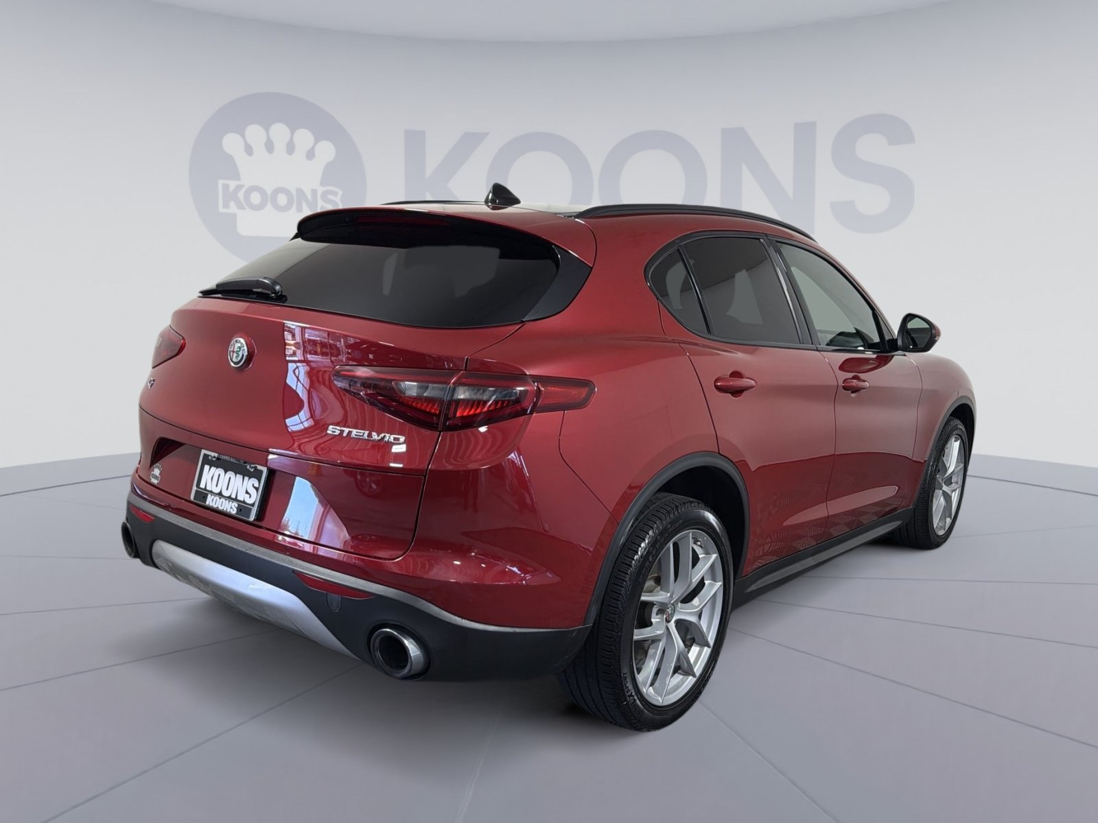 Used 2018 Alfa Romeo Stelvio Ti Sport AWD/4WD image 7