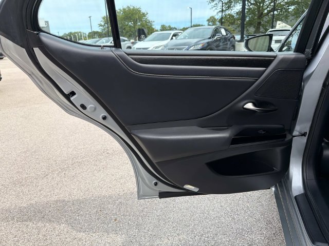 Certified 2024 Lexus ES 350 w/ Premium Package FWD image 11