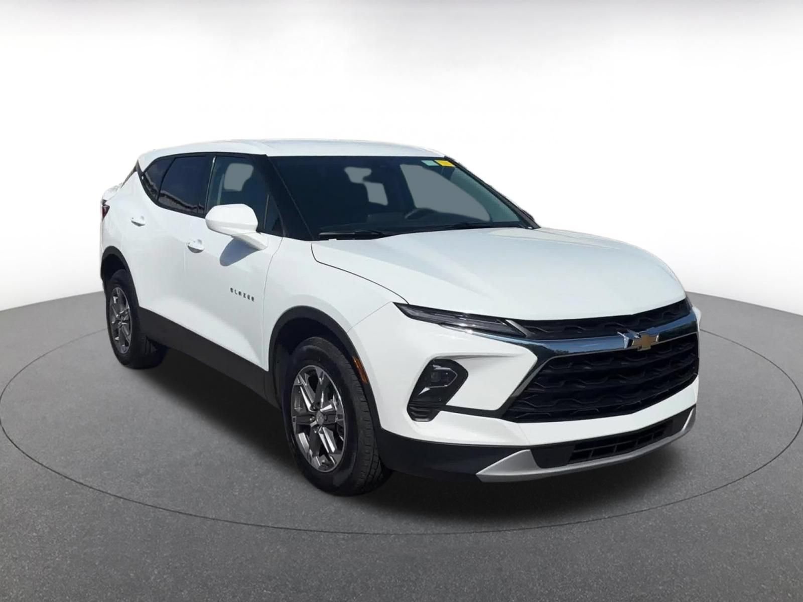 Used 2026 Chevrolet Blazer LT FWD video 2