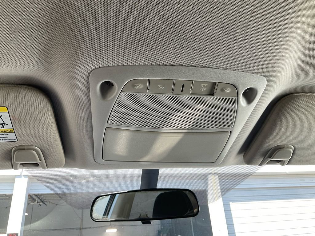 Used 2017 Nissan Murano SV image 24