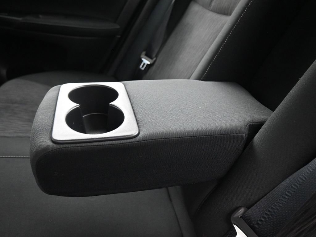 Used 2015 Nissan Sentra SV FWD image 31