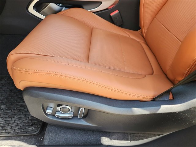 Used 2026 Jaguar F-PACE R-Dynamic S image 18