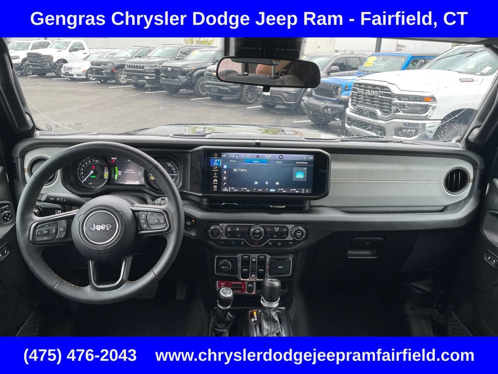 Used 2024 Jeep Wrangler Unlimited AWD/4WD image 60