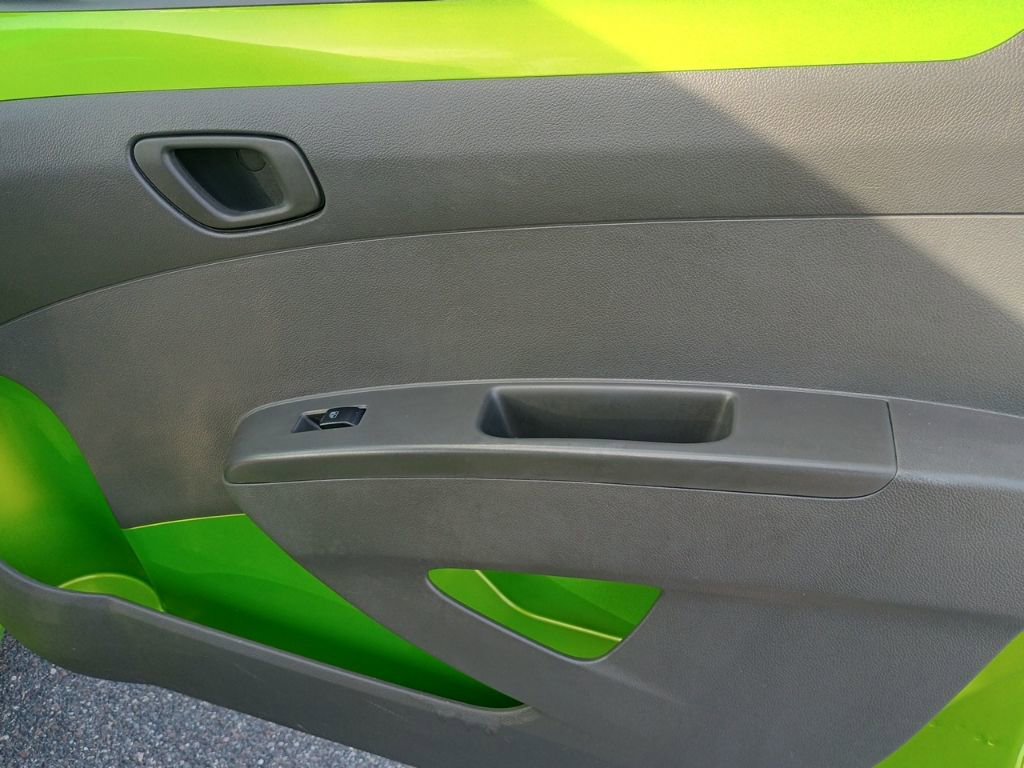 Used 2015 Chevrolet Spark LS image 19