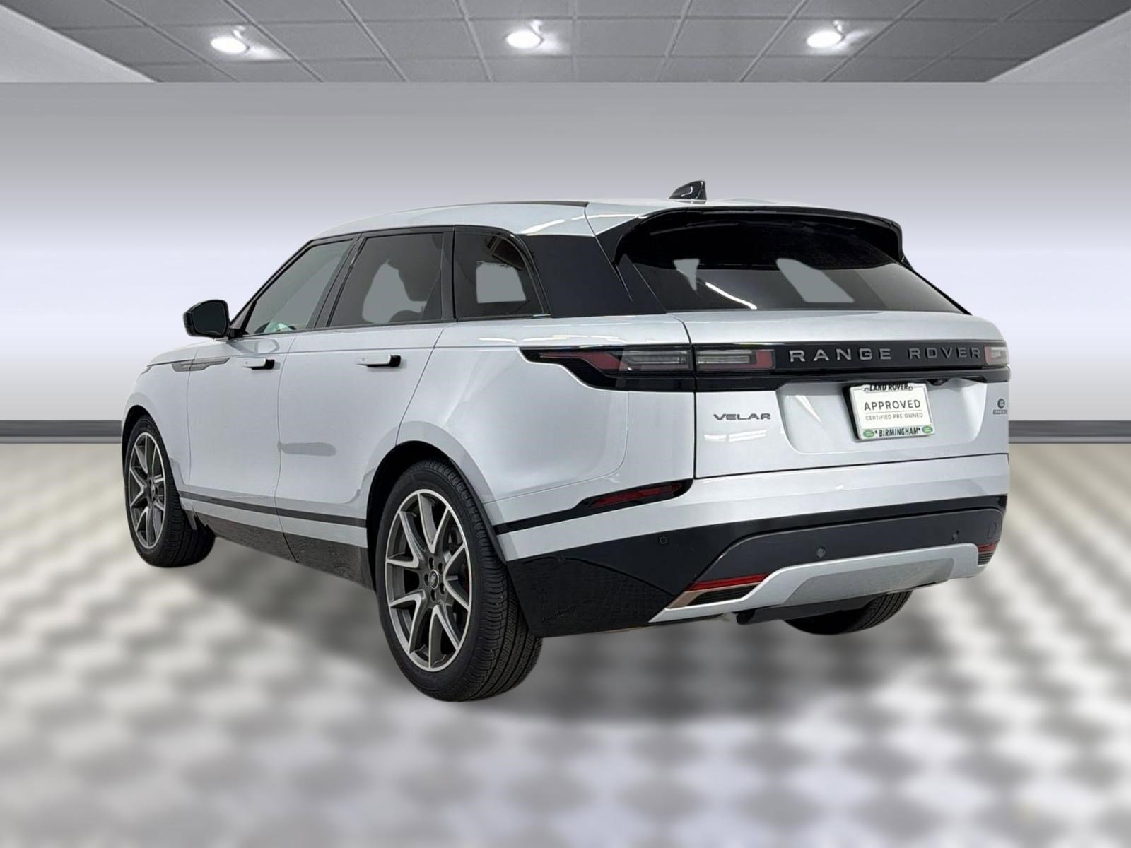 Certified 2025 Land Rover Range Rover Velar Dynamic SE AWD/4WD image 3