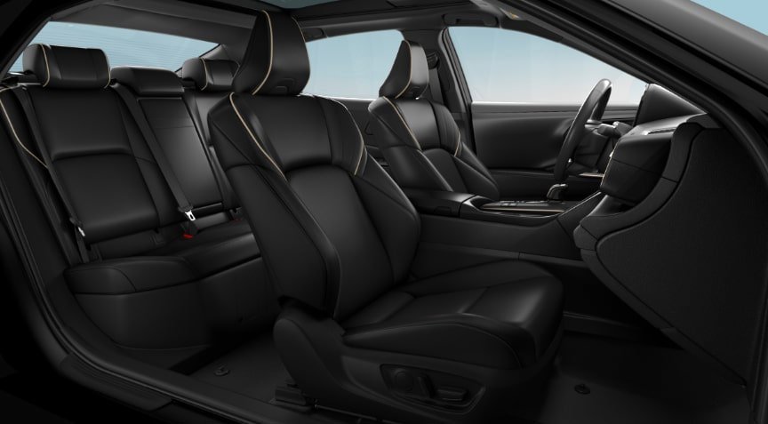 New 2026 Toyota Crown Platinum image 7