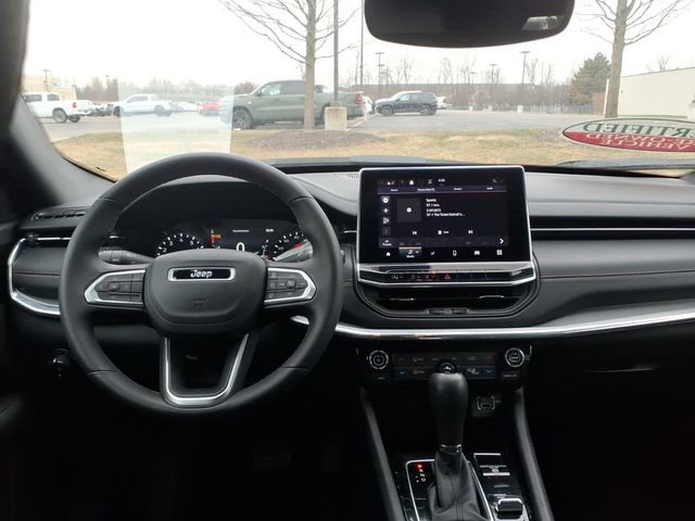 Certified 2022 Jeep Compass Limited image 10