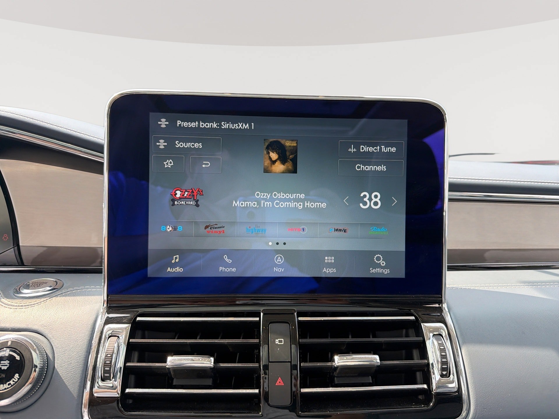 Used 2020 Lincoln Navigator L Black Label AWD/4WD image 12