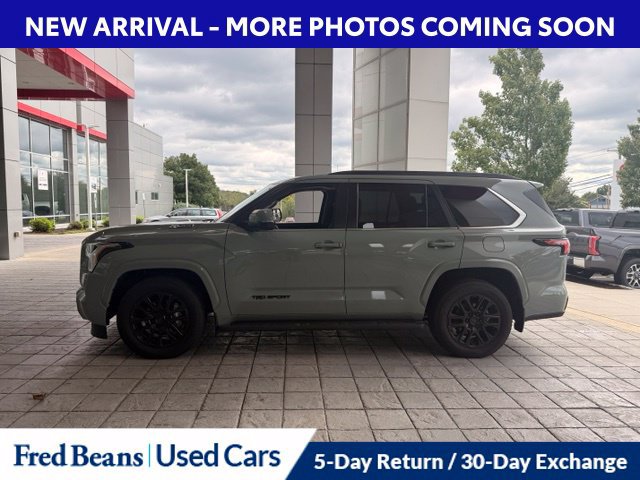 Used 2024 Toyota Sequoia SR5 AWD/4WD image 7