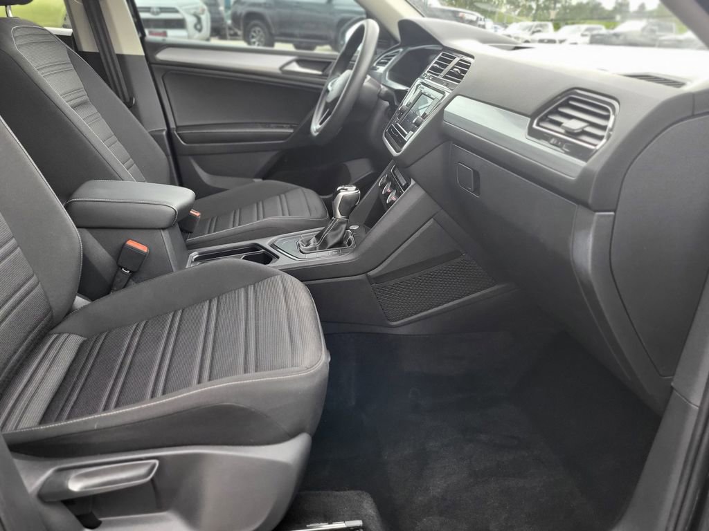 Used 2023 Volkswagen Tiguan S image 23