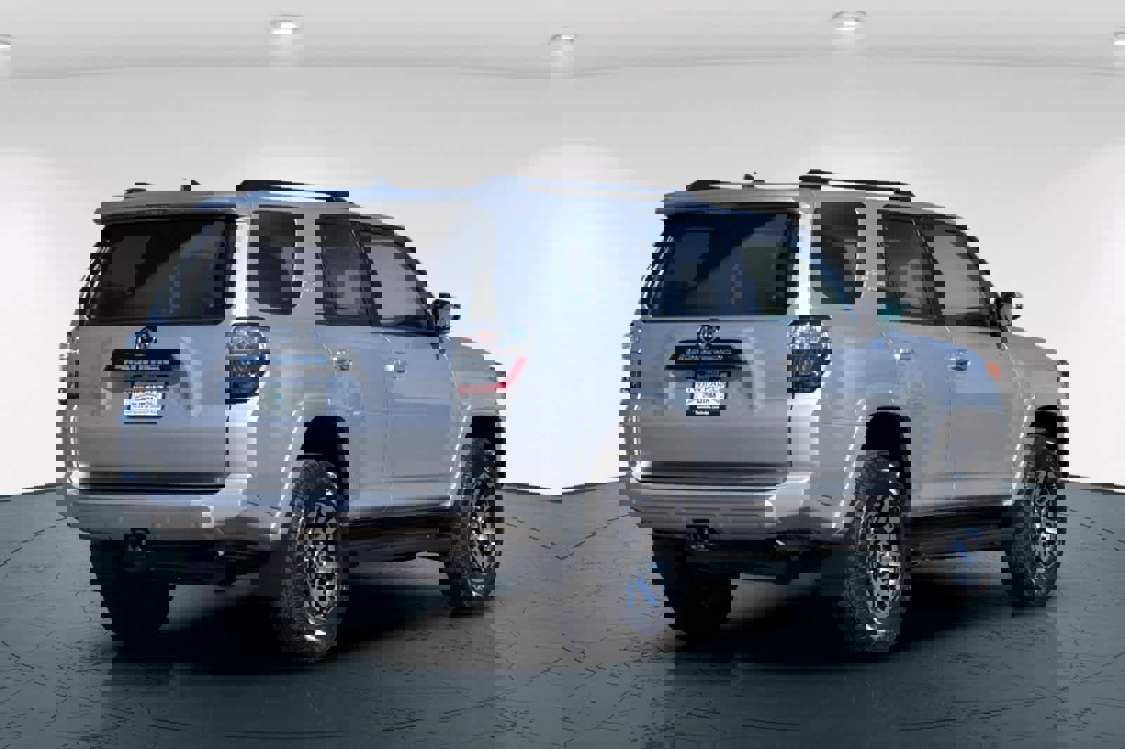 Used 2024 Toyota 4Runner TRD Off-Road Premium image 2