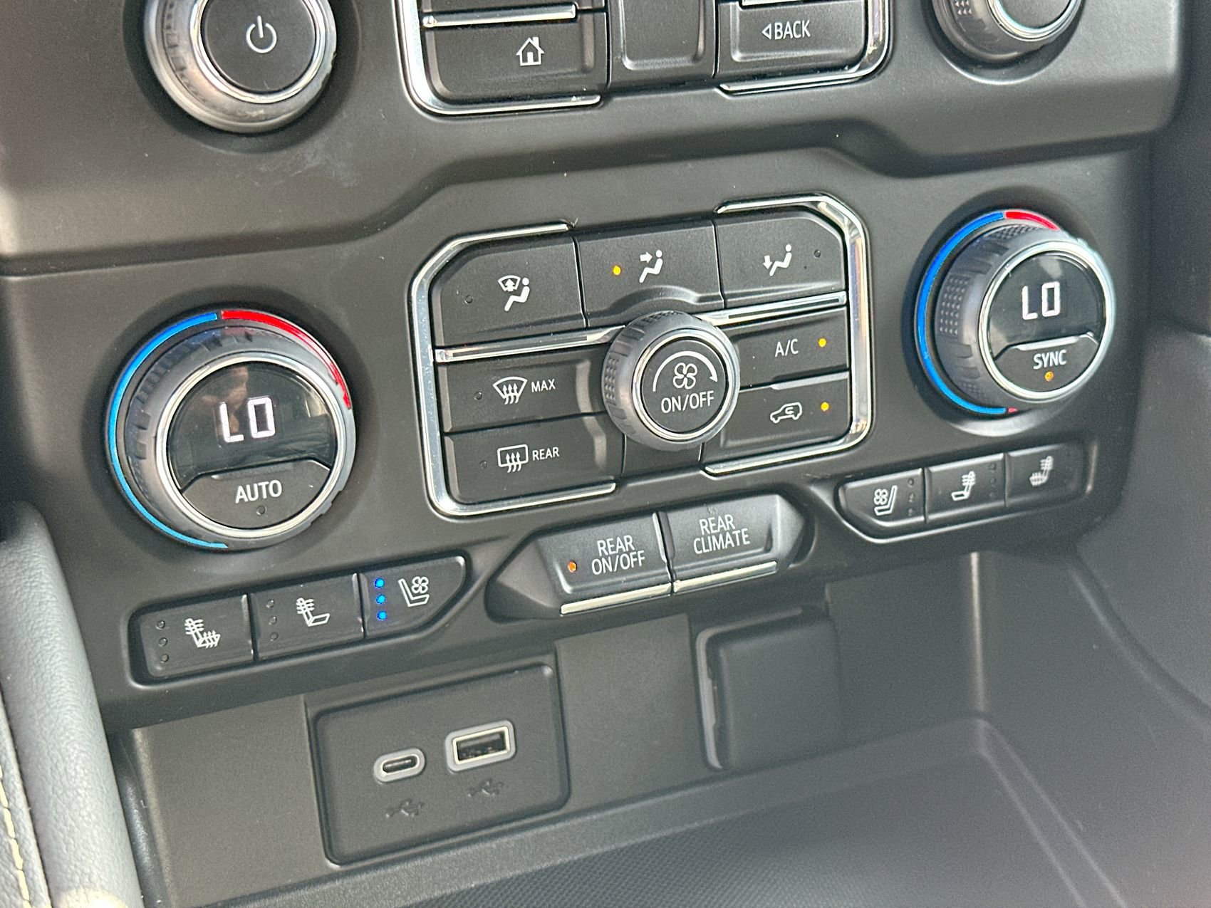 Used 2023 Chevrolet Tahoe Premier image 19