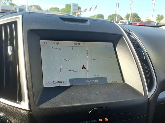 Used 2020 Ford Edge SEL w/ Convenience Package AWD/4WD image 17