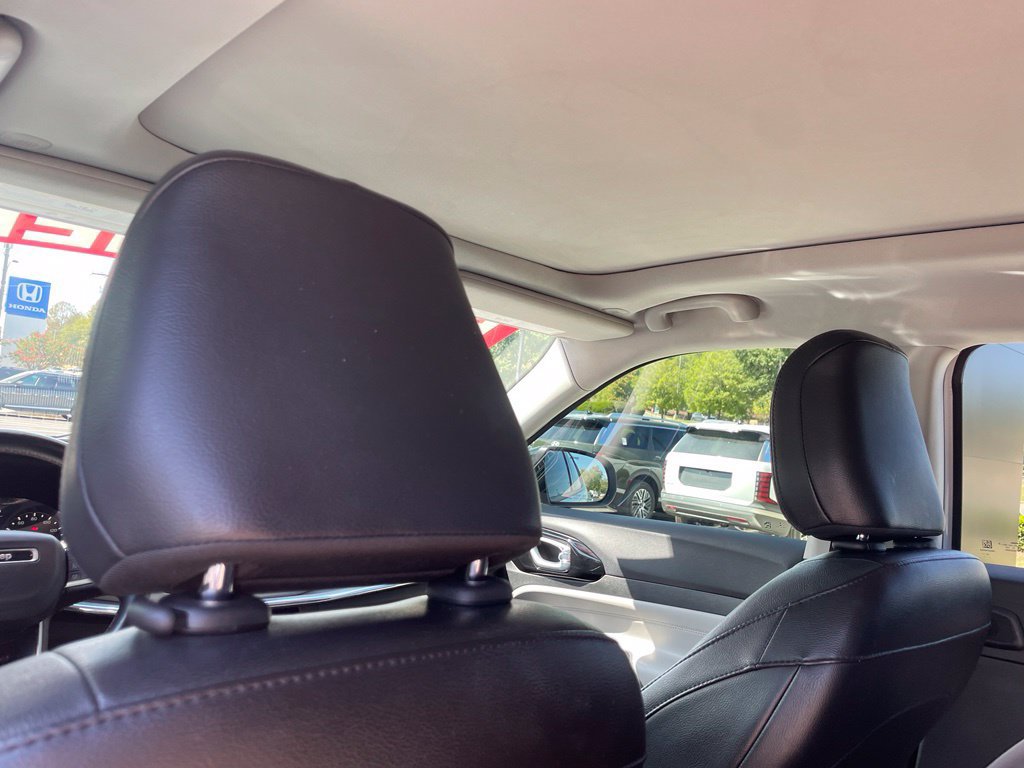Used 2022 Jeep Compass Limited w/ Sun and Sound Group AWD/4WD image 31