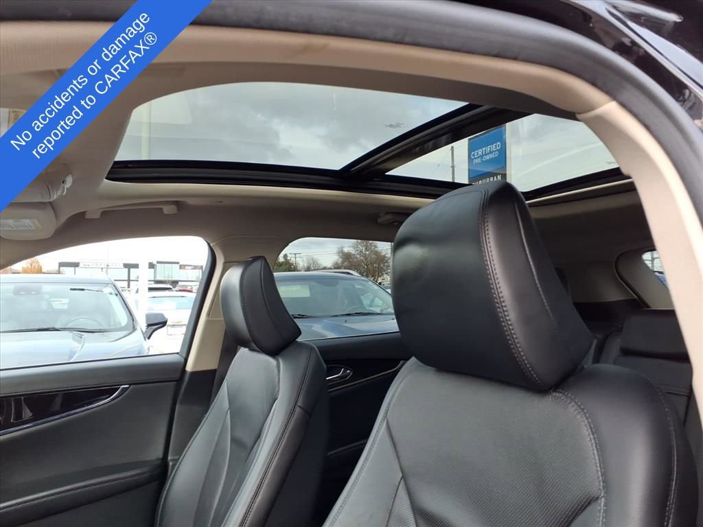 Used 2023 Lincoln Nautilus Reserve image 19