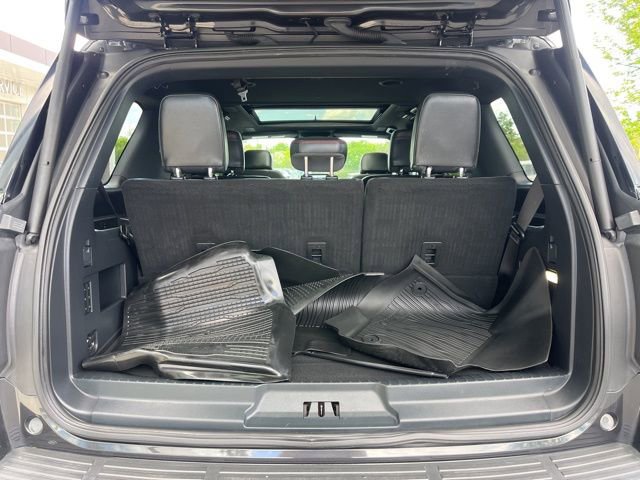 Used 2023 Ford Expedition Limited image 11