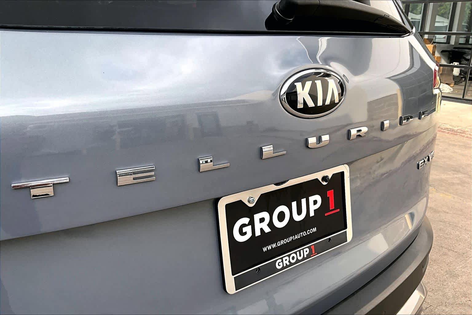 Used 2020 Kia Telluride EX w/ EX Premium Package FWD image 31