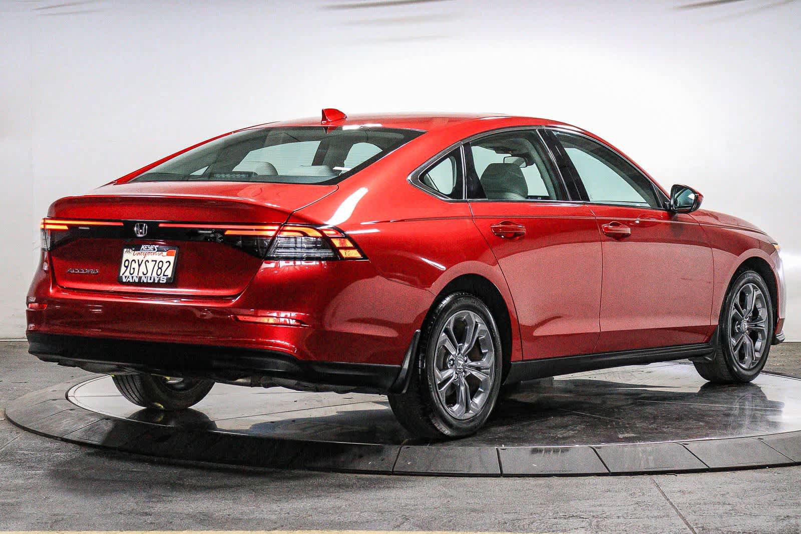Used 2023 Honda Accord EX image 4