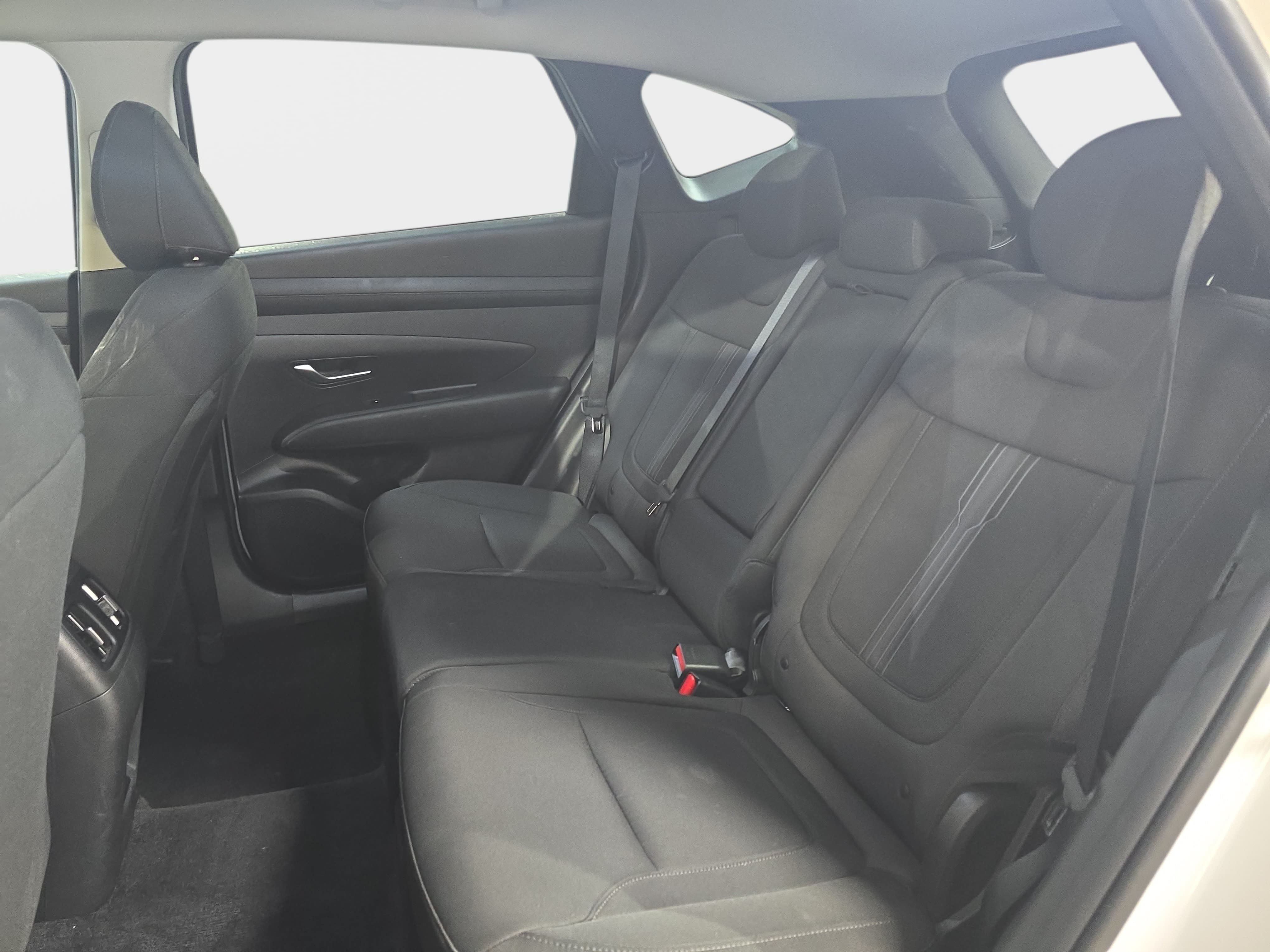 Used 2025 Hyundai Tucson SEL AWD/4WD image 11
