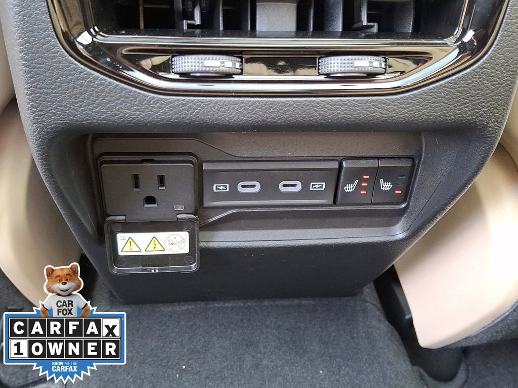 Used 2026 Jeep Grand Cherokee Limited AWD/4WD image 11