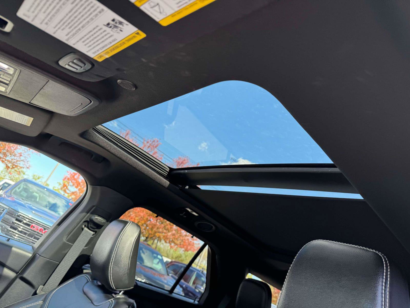 Used 2022 Ford Explorer ST w/ Equipment Group 401A image 19